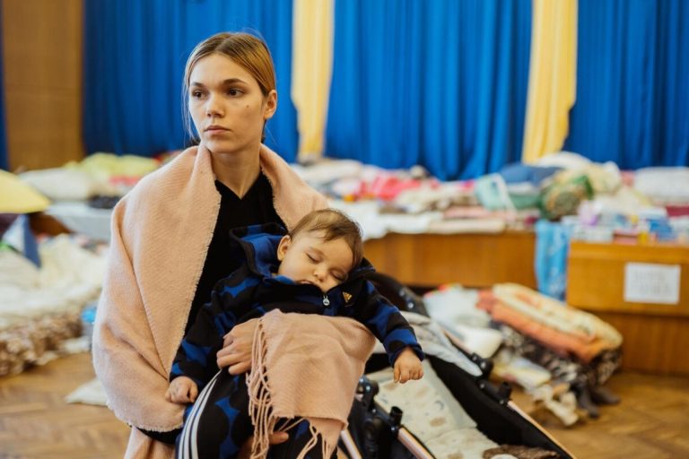 Guerra, l’accoglienza dei profughi a Valico Fernetti