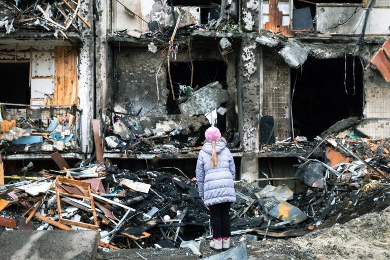 Ucraina: 4,5 milioni di bambini sfollati