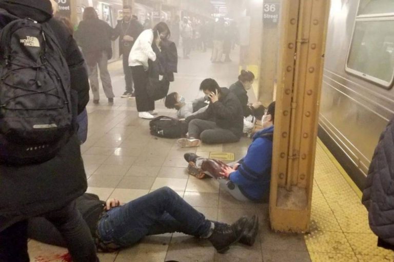 Sparatoria a New York: le dichiarazioni della polizia