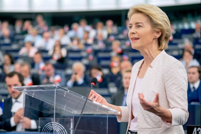 Unione Europea: scontro sull’embargo al petrolio russo