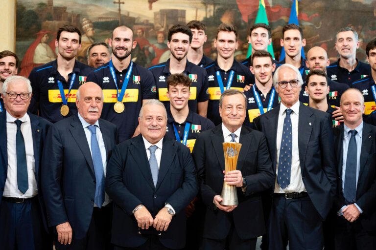 Mondiale di pallavolo, Draghi: «Un bel segnale per l’Italia»