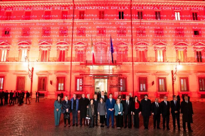 Palazzo Chigi nella giornata contro la violenza sulle donne