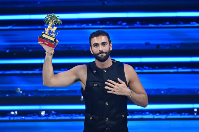 marco mengoni vincitore del Festival di Sanremo